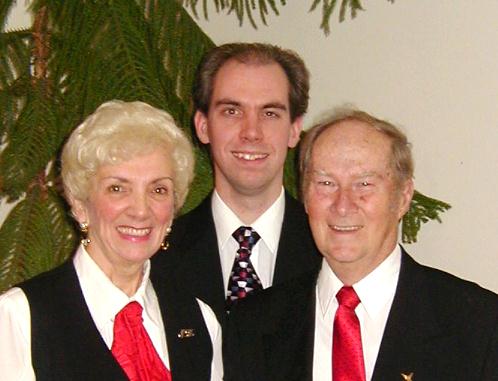 FAMILY.JPG (29911 bytes)